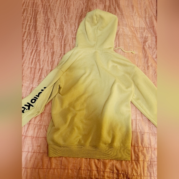 forever 21 x hello kitty hoodie - Picture 2 of 3